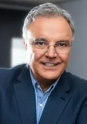 Alain Afflelou (né en 1948) Alain Afflelou (né en 1948)